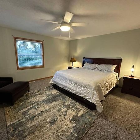 Inviting 3 Bed 2.5 Bath Townhome In Wadsworth Экстерьер фото
