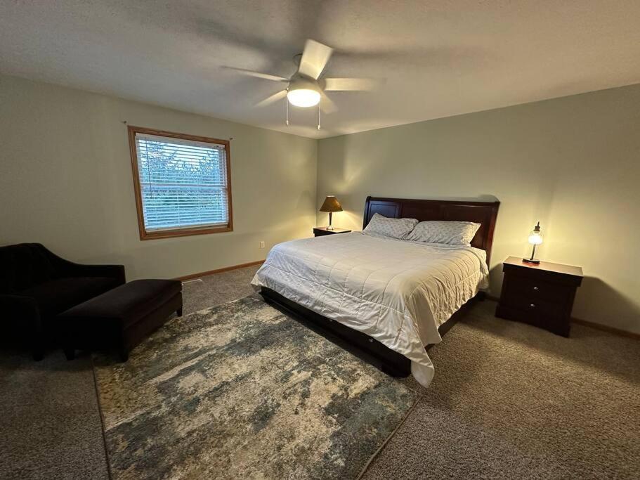 Inviting 3 Bed 2.5 Bath Townhome In Wadsworth Экстерьер фото