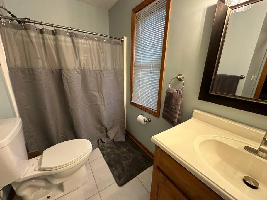 Inviting 3 Bed 2.5 Bath Townhome In Wadsworth Экстерьер фото
